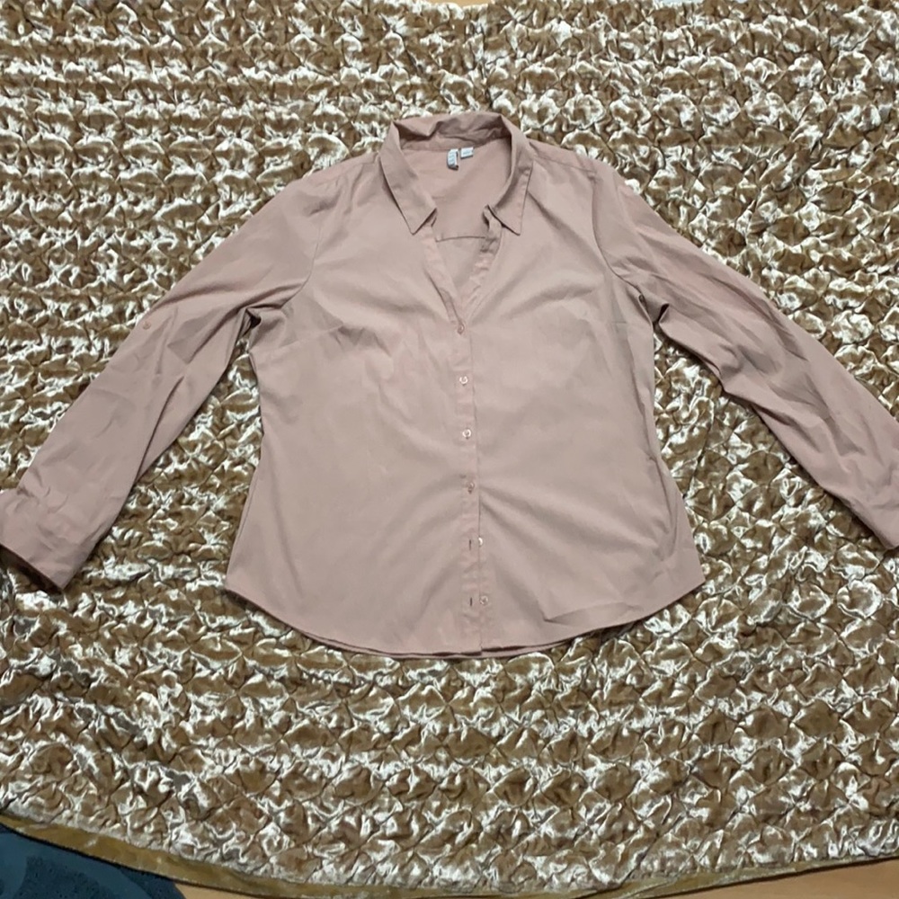 ELLE Pink mauve collared button up